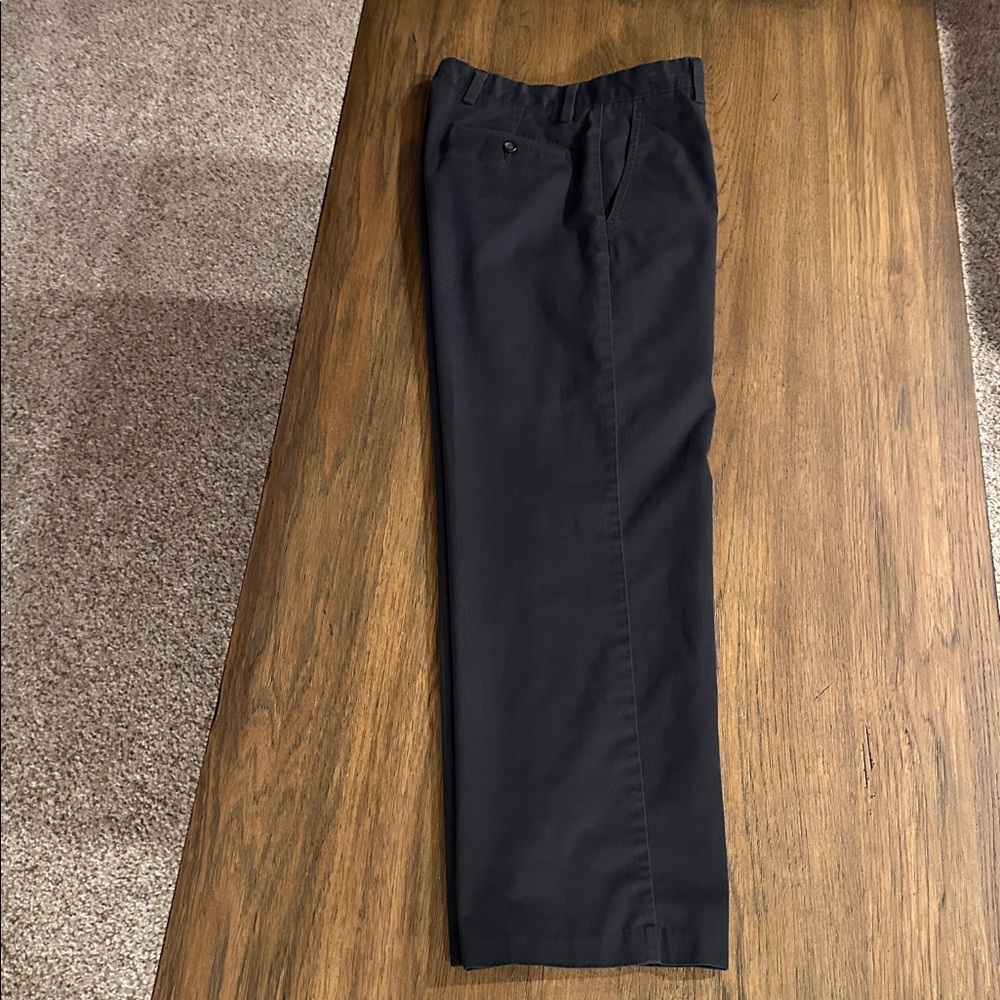 Dockers Men's Black D3 Easy Khakis 33 x 30